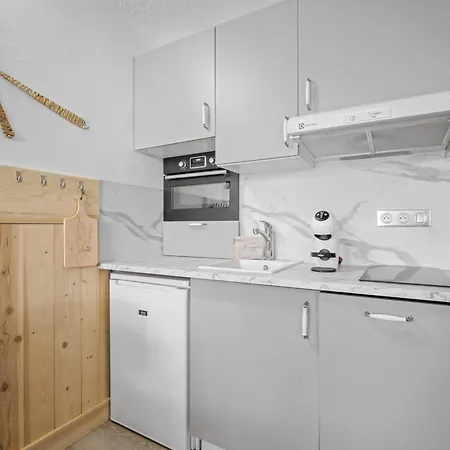 Moderne Proche Centre Et Pistes Avec Wifi - Fr-1-640-69 *